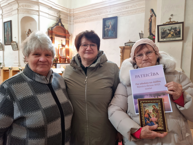 Bazneicu nakts šaļteņa