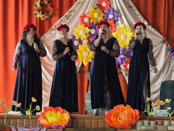 . Uzstājas “Maģija”